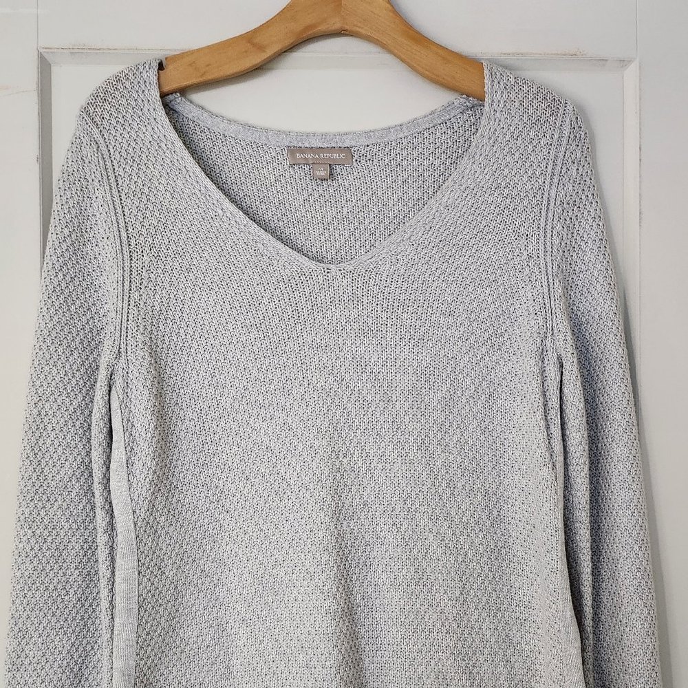 Banana Republic Women's Sweatrer Size M